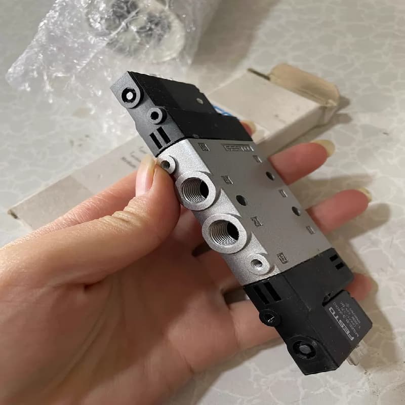 Bosch Rexroth MS2N03-B0BYN-CMSG1-NNNNN-NN Servo Motor